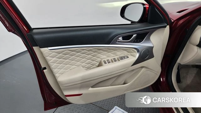 Genesis The New G70 id 4195174 из Кореи 16