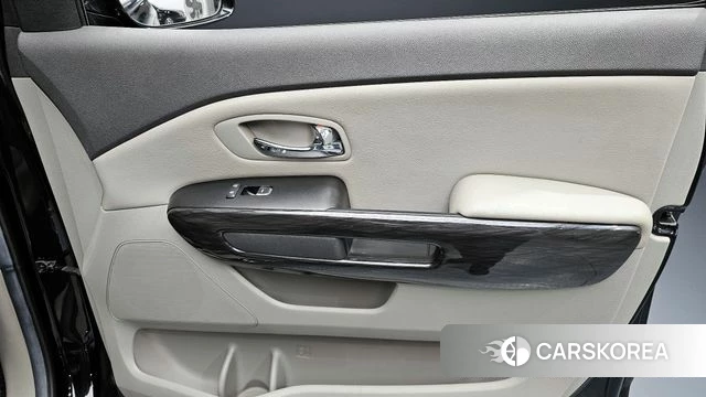Kia All New Carnival id 4251303 из Кореи 16