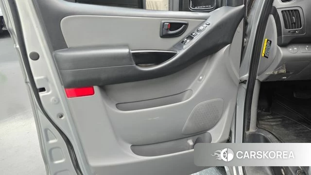 Hyundai The New Grand Starex id 4633352 из Кореи 16