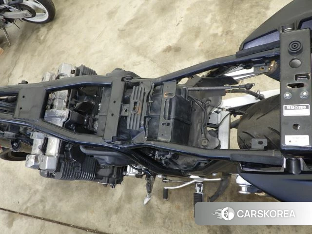 Yamaha XJR 1300 id 3945788 из Японии 16