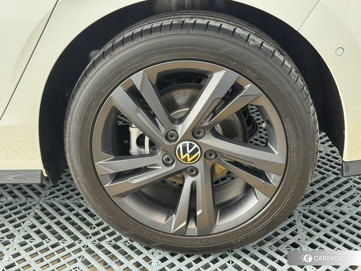 Volkswagen Golf id 4461457 из Китая 16