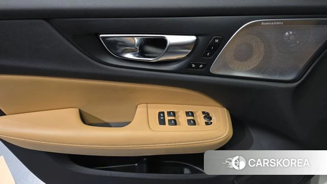 Volvo V60 Cross-Country 2nd Generation id 4557331 из Кореи 16