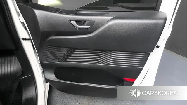 Hyundai Staria id 4921370 из Кореи 16
