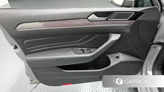 Volkswagen Passat GT (B8) id 4711902 из Кореи 16