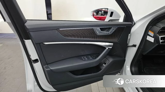 Audi A6 (C8) id 4592191 из Кореи 16