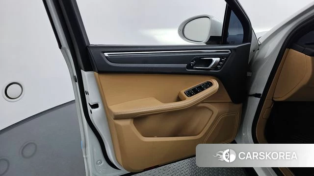 Porsche Macan id 4246128 из Кореи 16