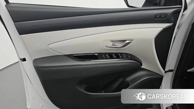 Hyundai The New Tucson (NX4) id 4649958 из Кореи 16