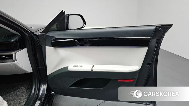 Hyundai Grandeur (GN7) id 4201465 из Кореи 16