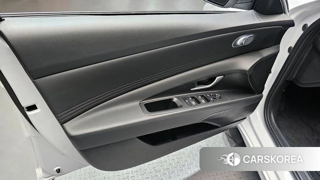 Hyundai The New Avante Hybrid (CN7) id 4222504 из Кореи 16