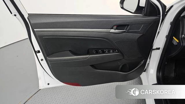Hyundai The New Avante AD id 4447115 из Кореи 16