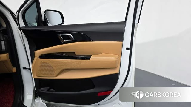 Kia Carnival 4th generation id 4687296 из Кореи 16