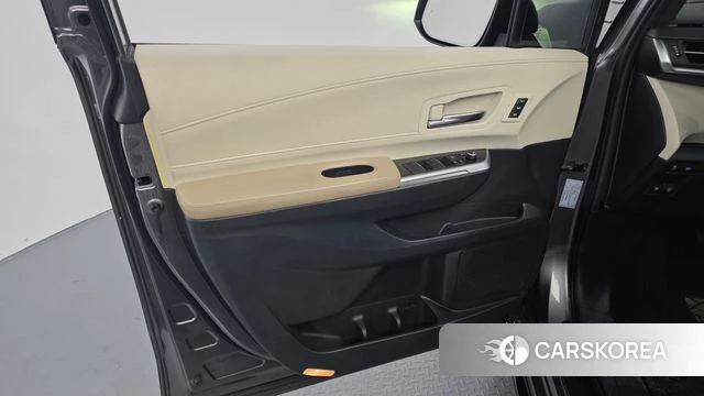 Toyota Sienna 4th Generation id 4202363 из Кореи 16