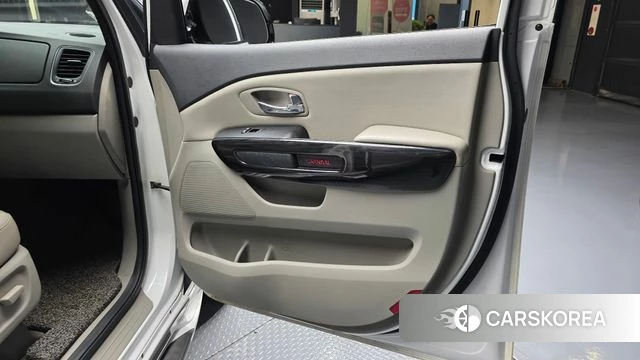 Kia The New Carnival id 4937656 из Кореи 16