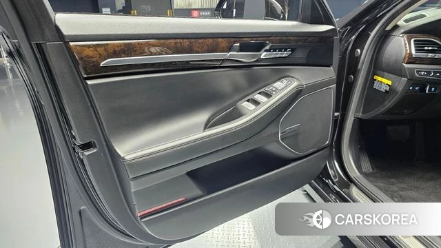 Genesis G90 id 4502377 из Кореи 15