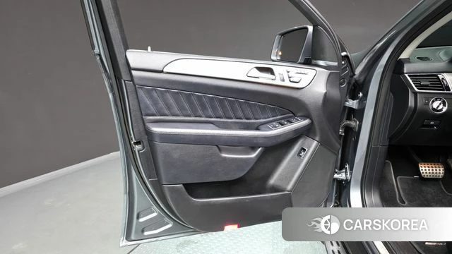 Mercedes-Benz GLE - Class W166 id 4713245 из Кореи 16