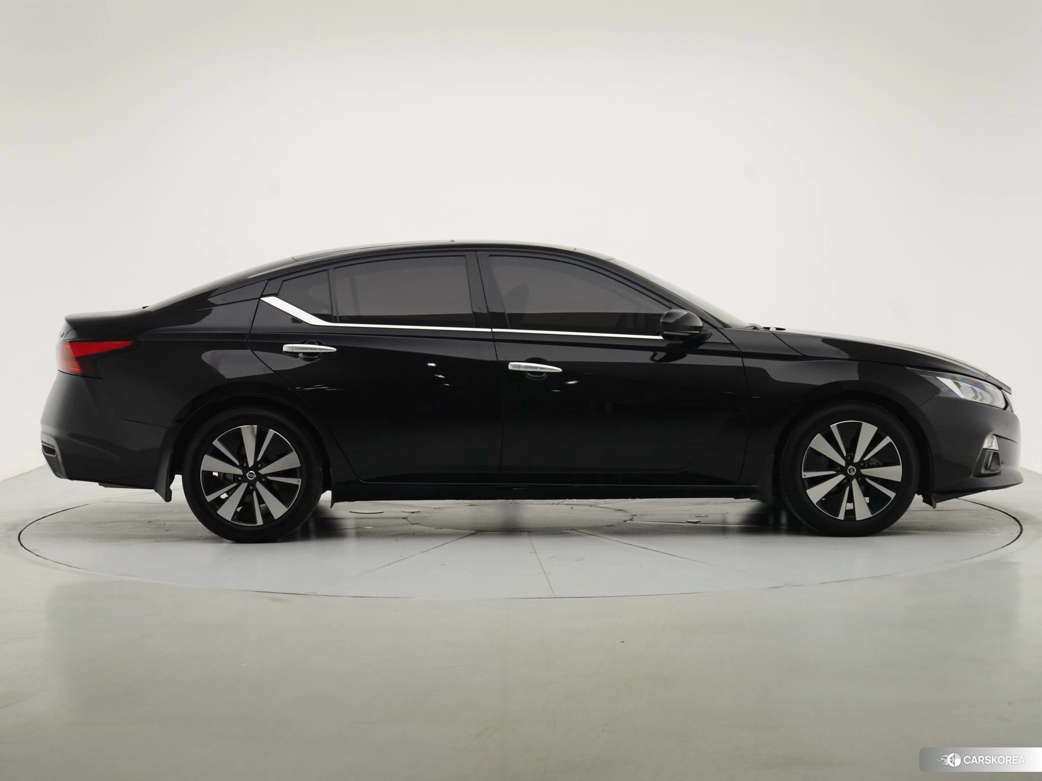 Nissan Teana id 4513587 из Китая 16