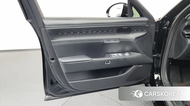 Genesis G90 (RS4) id 4195088 из Кореи 16