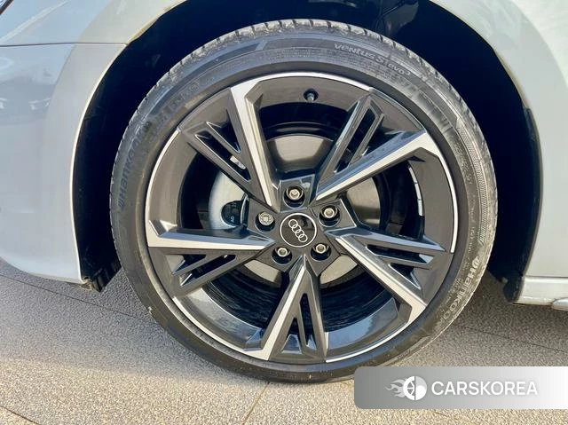 Audi A3 id 4307033 из Китая 16