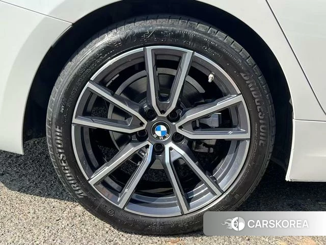 BMW 3 series id 4274644 из Китая 16
