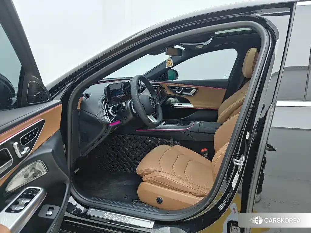 Mercedes-Benz E-Class id 4622396 из Китая 16