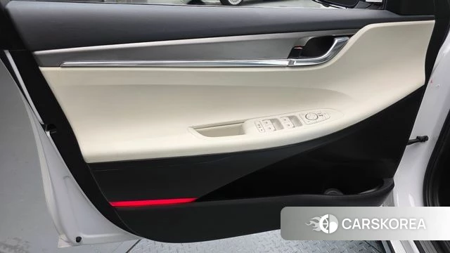 Hyundai The New Grandeur IG id 4716861 из Кореи 16