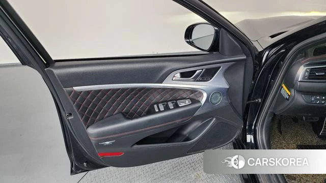 Genesis G70 id 4625922 из Кореи 16