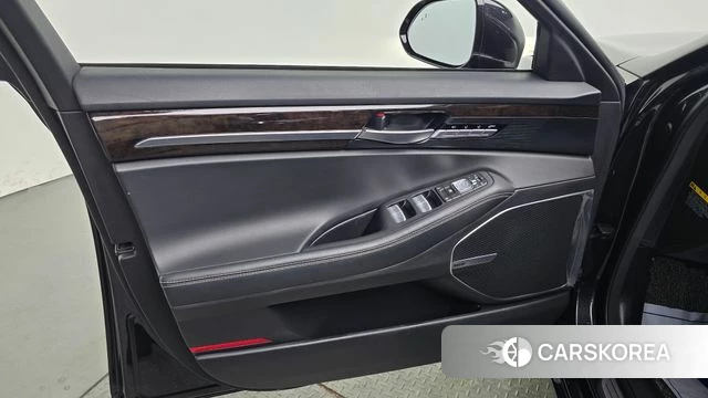Genesis G90 id 4317906 из Кореи 16