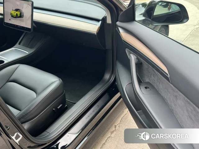 Tesla Model 3 id 3957874 из Китая 16