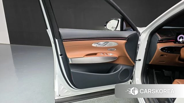 Genesis GV70 id 4279976 из Кореи 16