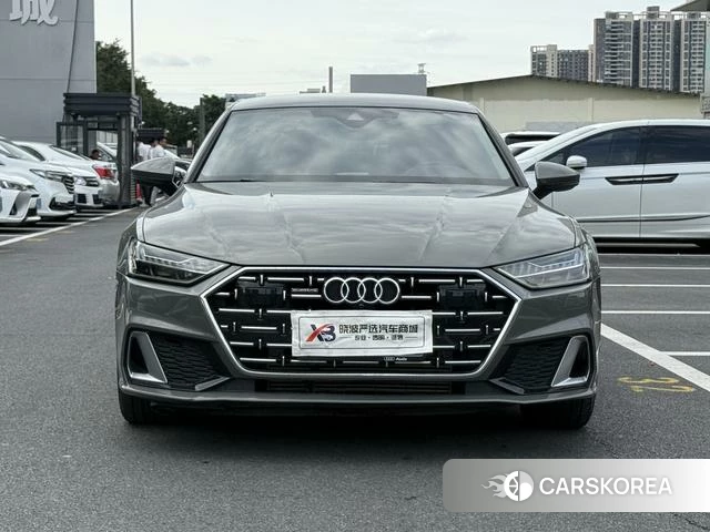 Audi A7L id 4263932 из Китая 16