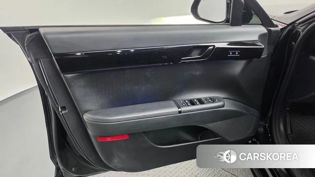 Hyundai Grandeur Hybrid (GN7) id 4665186 из Кореи 16