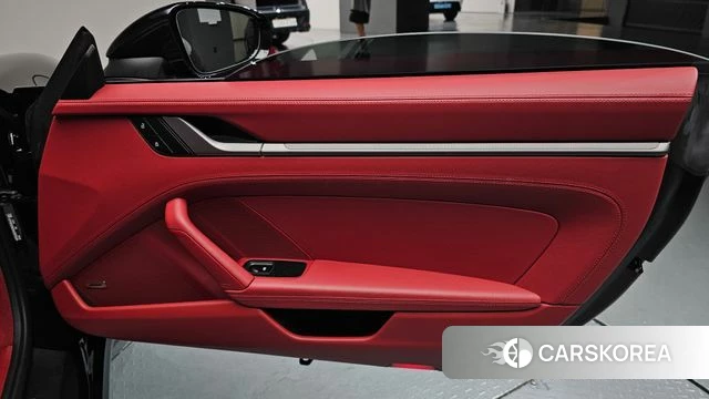 Porsche 911(992) id 4715196 из Кореи 16