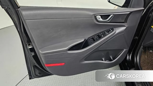 Hyundai Ionic Hybrid id 4225863 из Кореи 16