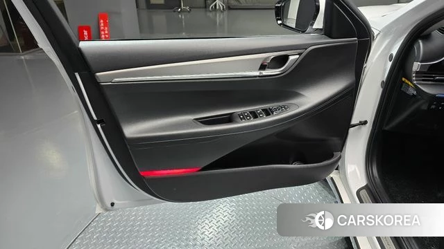 Hyundai The New Grandeur IG Hybrid id 4770153 из Кореи 16
