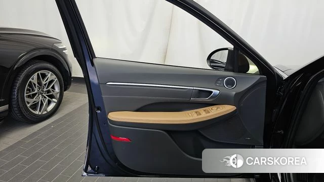 Hyundai Sonata Hybrid (DN8) id 4935475 из Кореи 16