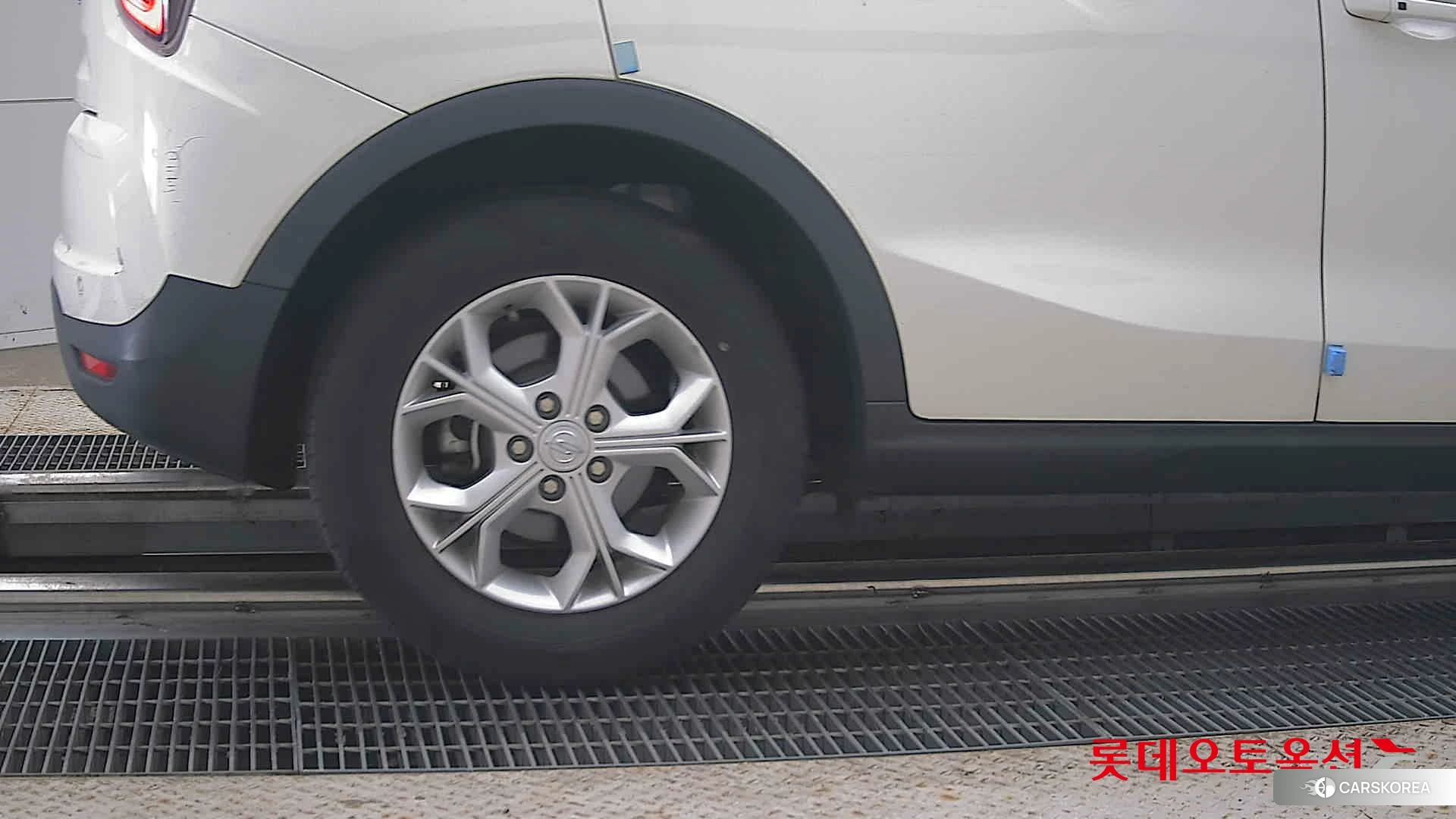 SsangYong Tivoli id 4664352 из Кореи 16