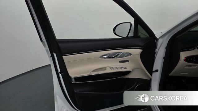 Genesis GV70 id 4560777 из Кореи 16