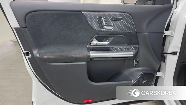 Mercedes-Benz EQA H243 id 4349289 из Кореи 16