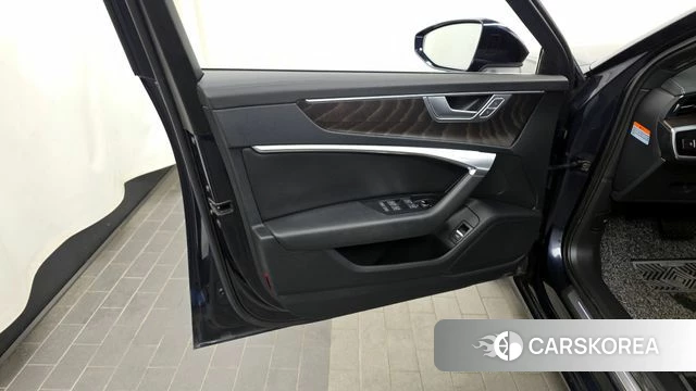 Audi A6 (C8) id 4401799 из Кореи 16