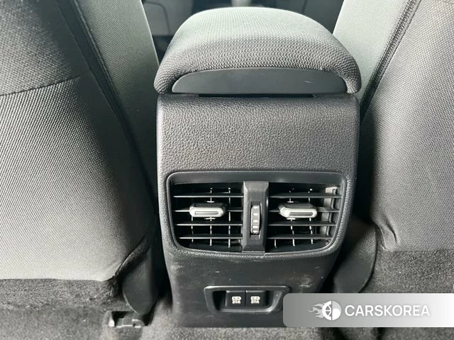 Toyota Corolla id 4291488 из Китая 16