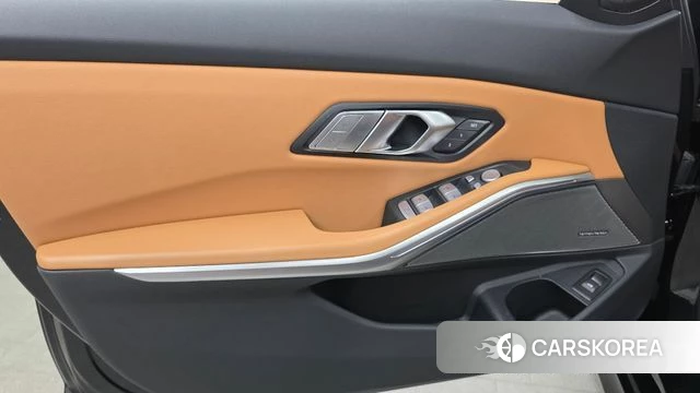 BMW 3 Series (G20) id 4578807 из Кореи 16