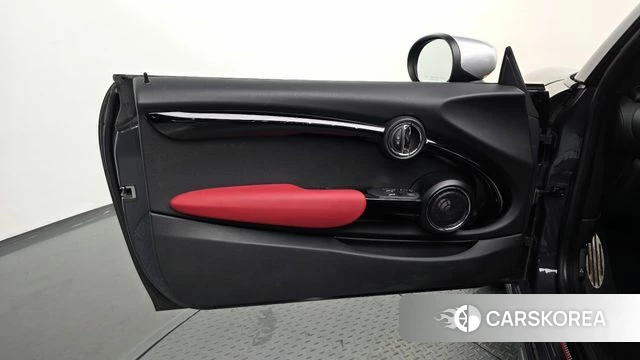Mini Cooper S id 4754805 из Кореи 16