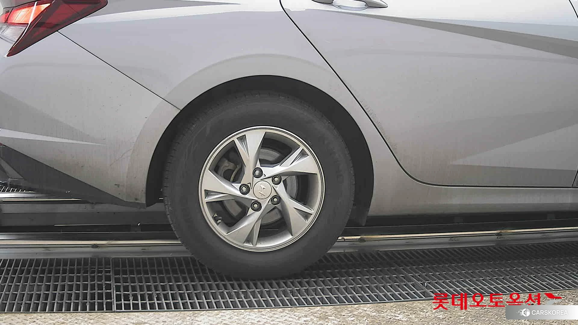 Hyundai Avante id 3869345 из Кореи 16