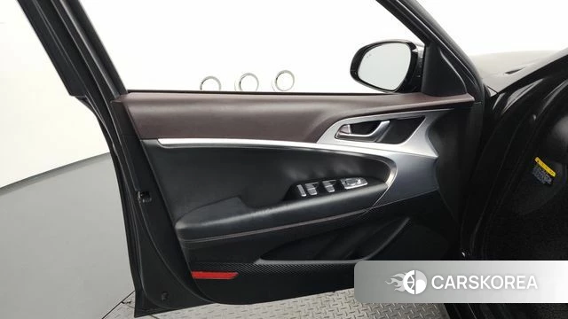 Genesis G70 id 4311120 из Кореи 16