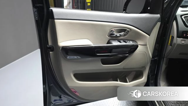Kia The New Carnival id 4385056 из Кореи 16