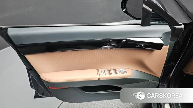 Hyundai Grandeur Hybrid (GN7) id 4700435 из Кореи 16