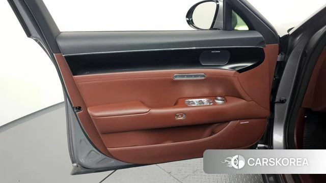 Genesis G90 (RS4) id 4423011 из Кореи 16