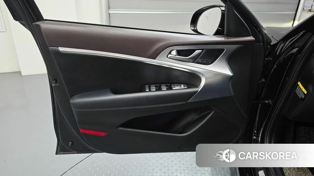 Genesis G70 id 4530894 из Кореи 16