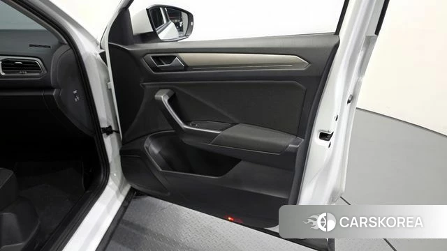 Volkswagen T-Roc id 4324179 из Кореи 16