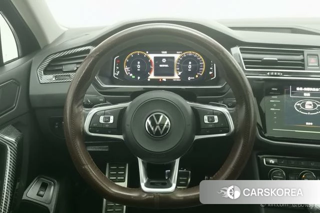 Volkswagen Tiguan L id 4290706 из Китая 16